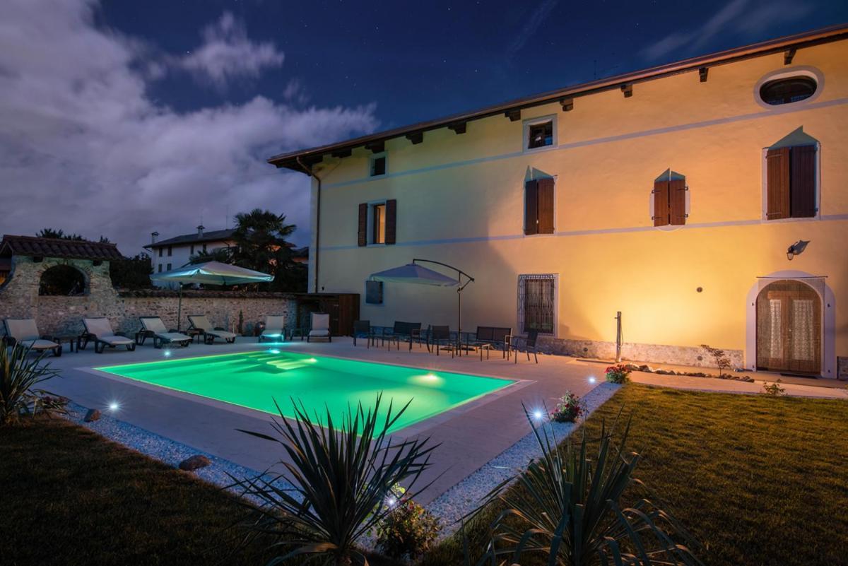 Casa Pellis Bed & Breakfast *